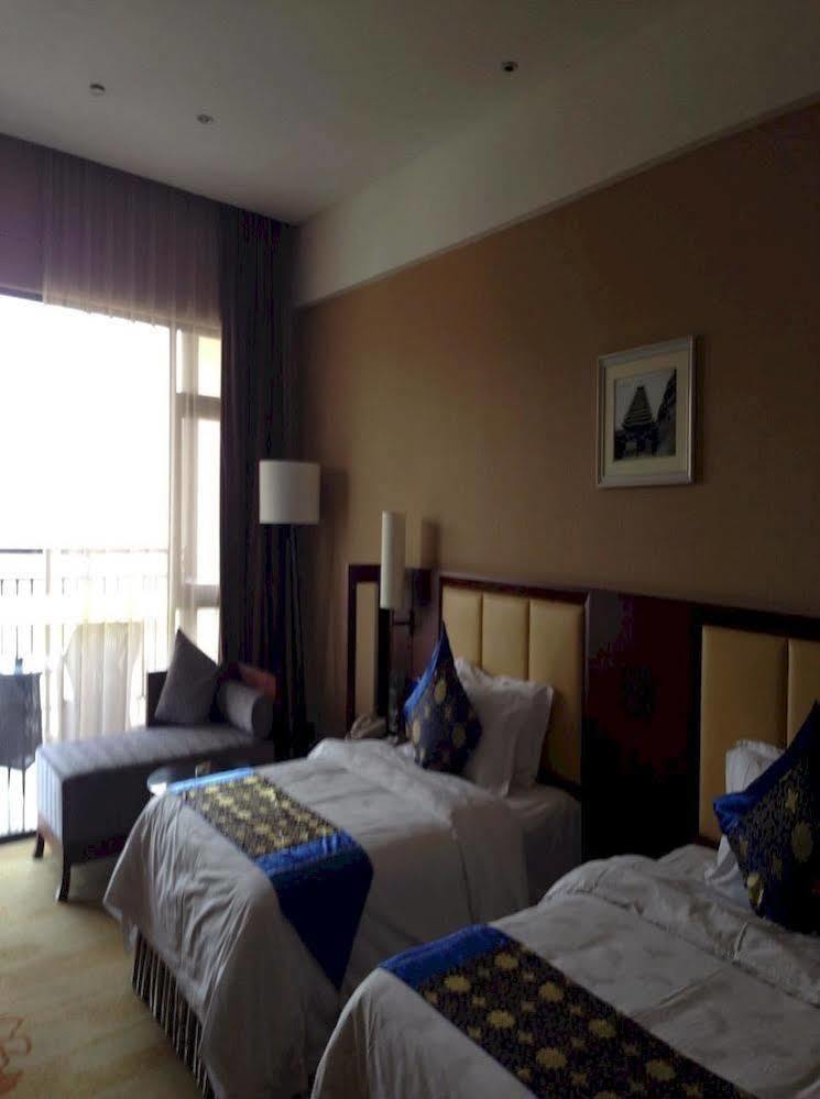Liuzhou Sanjiangxian Dongxiangguo Hotel Kültér fotó