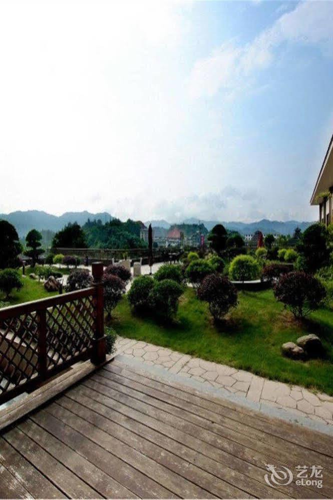 Liuzhou Sanjiangxian Dongxiangguo Hotel Kültér fotó
